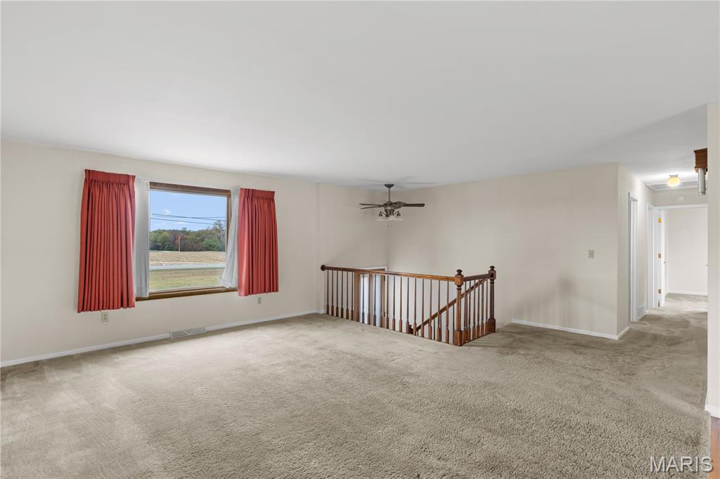 3327 Seiler Road Bethalto, IL 62010 - Photo 7 of 46