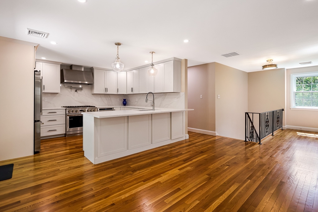 4 Enon Road Wenham, MA 01984 - Photo 5 of 35