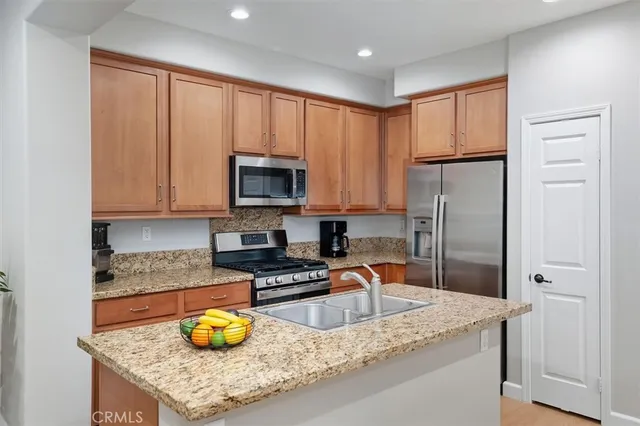 $648,900 | 28771 Calle De La Paz Drive, Valencia, CA 91354