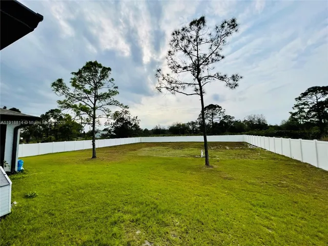 $2,500 | 1703 Edison Avenue, Lehigh Acres, FL 33972