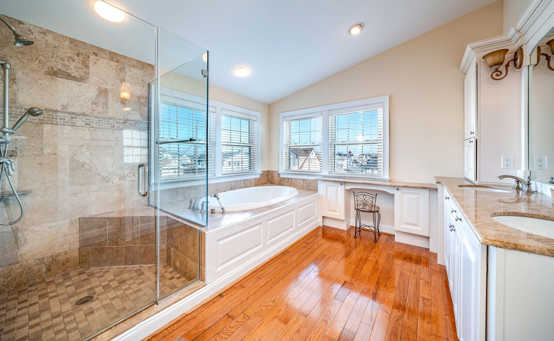 18 Vincent Road Strathmere, NJ 08248 - Photo 12 of 20 Gallery Image 12