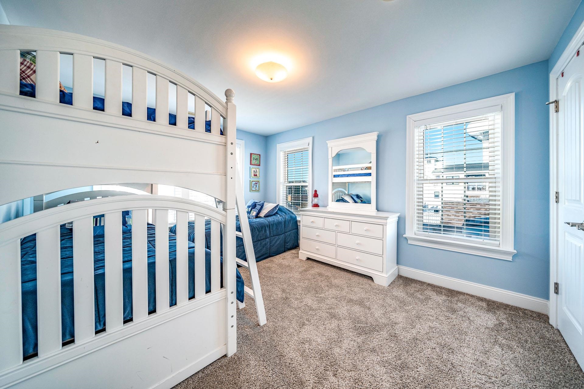 18 Vincent Road Strathmere, NJ 08248 - Photo 14 of 20 Gallery Image 14