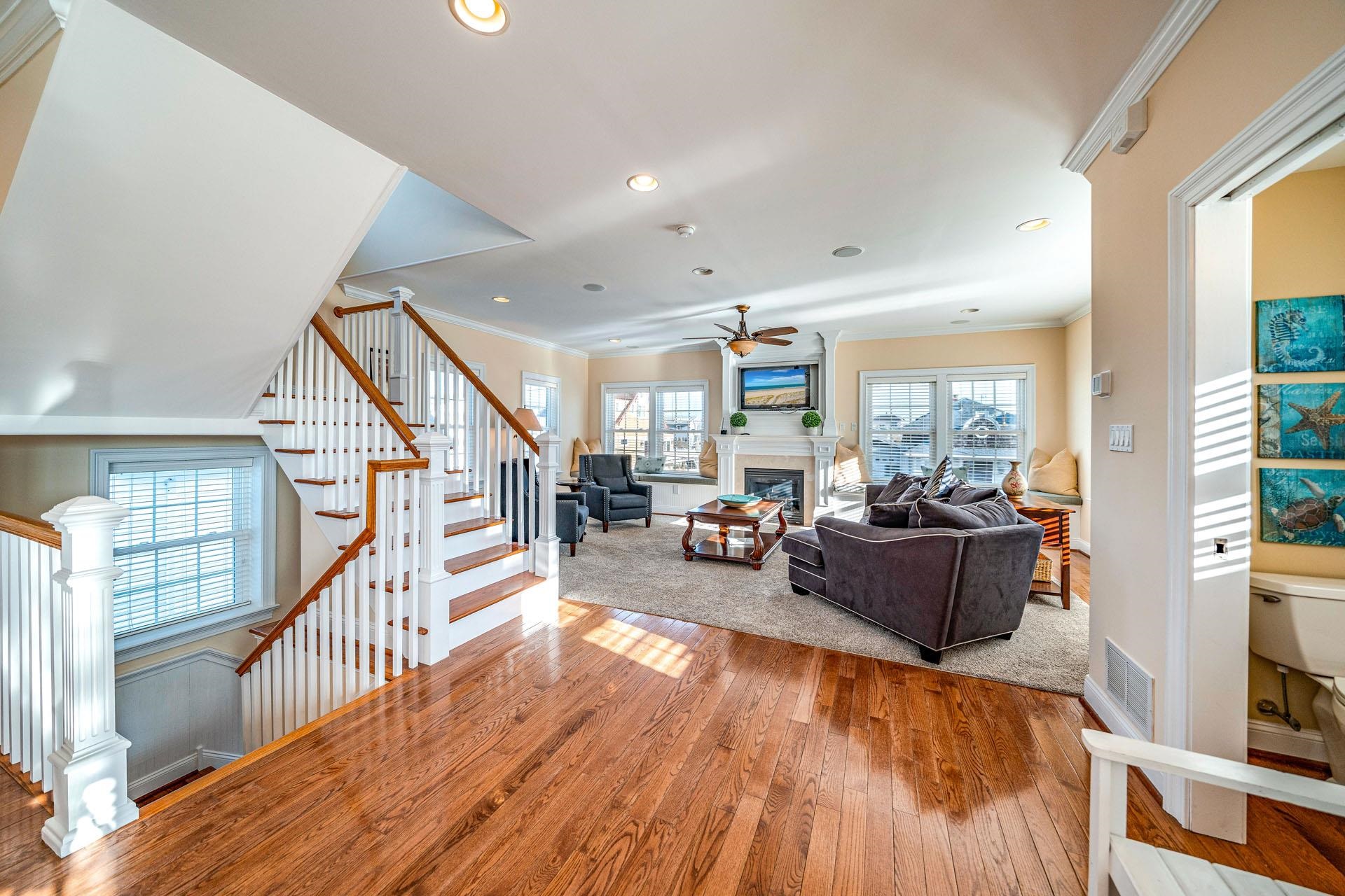 18 Vincent Road Strathmere, NJ 08248 - Photo 3 of 20 Gallery Image 3