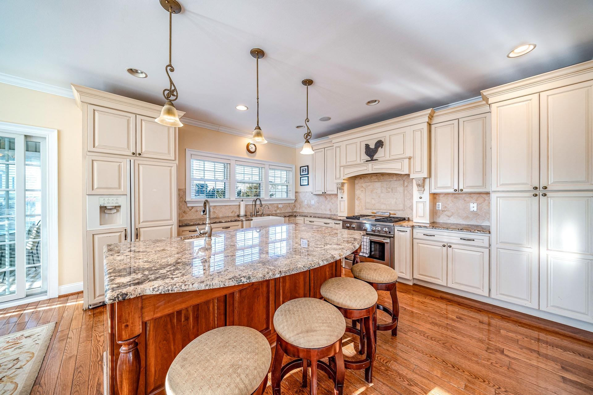 18 Vincent Road Strathmere, NJ 08248 - Photo 7 of 20 Gallery Image 7