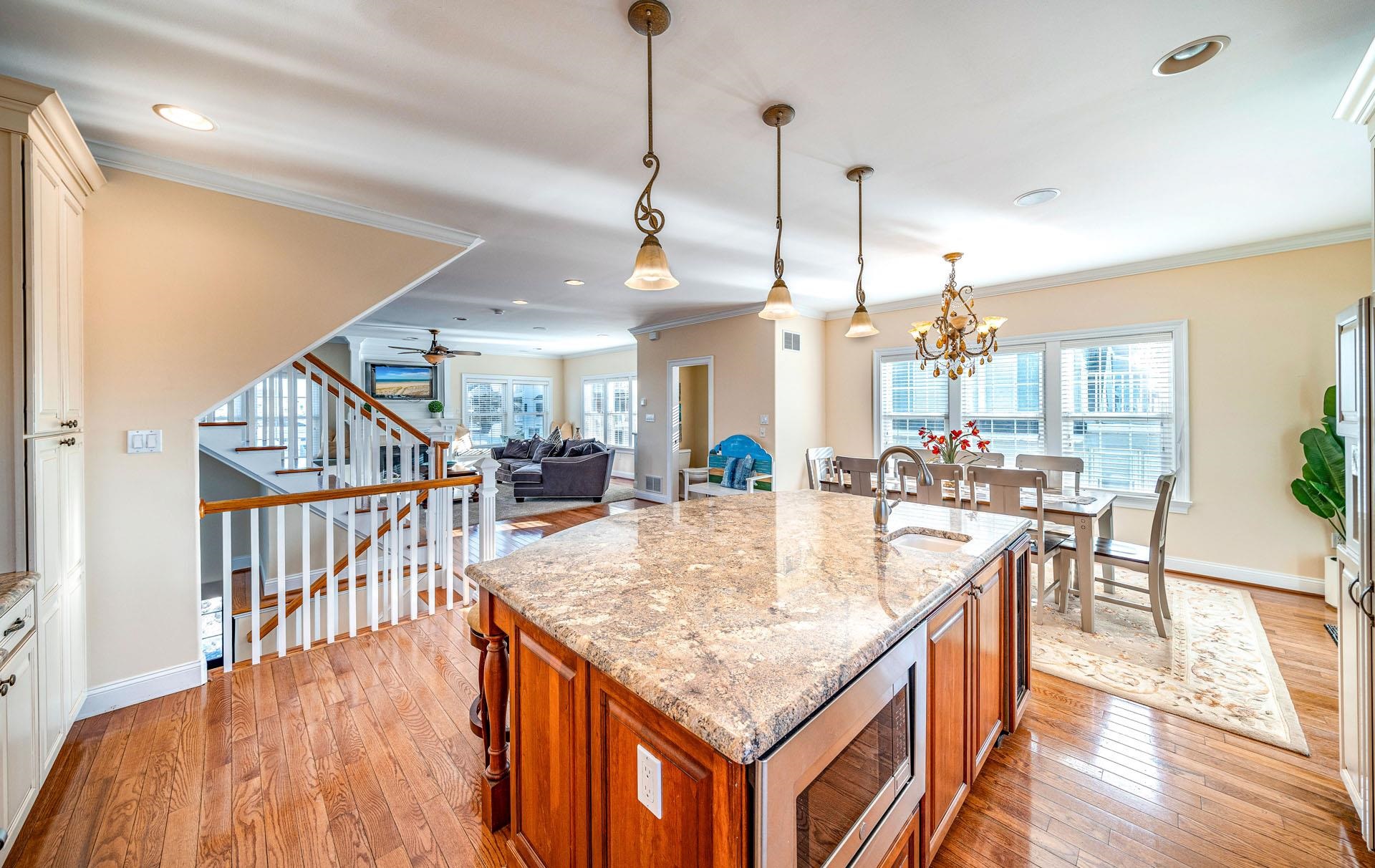 18 Vincent Road Strathmere, NJ 08248 - Photo 8 of 20 Gallery Image 8