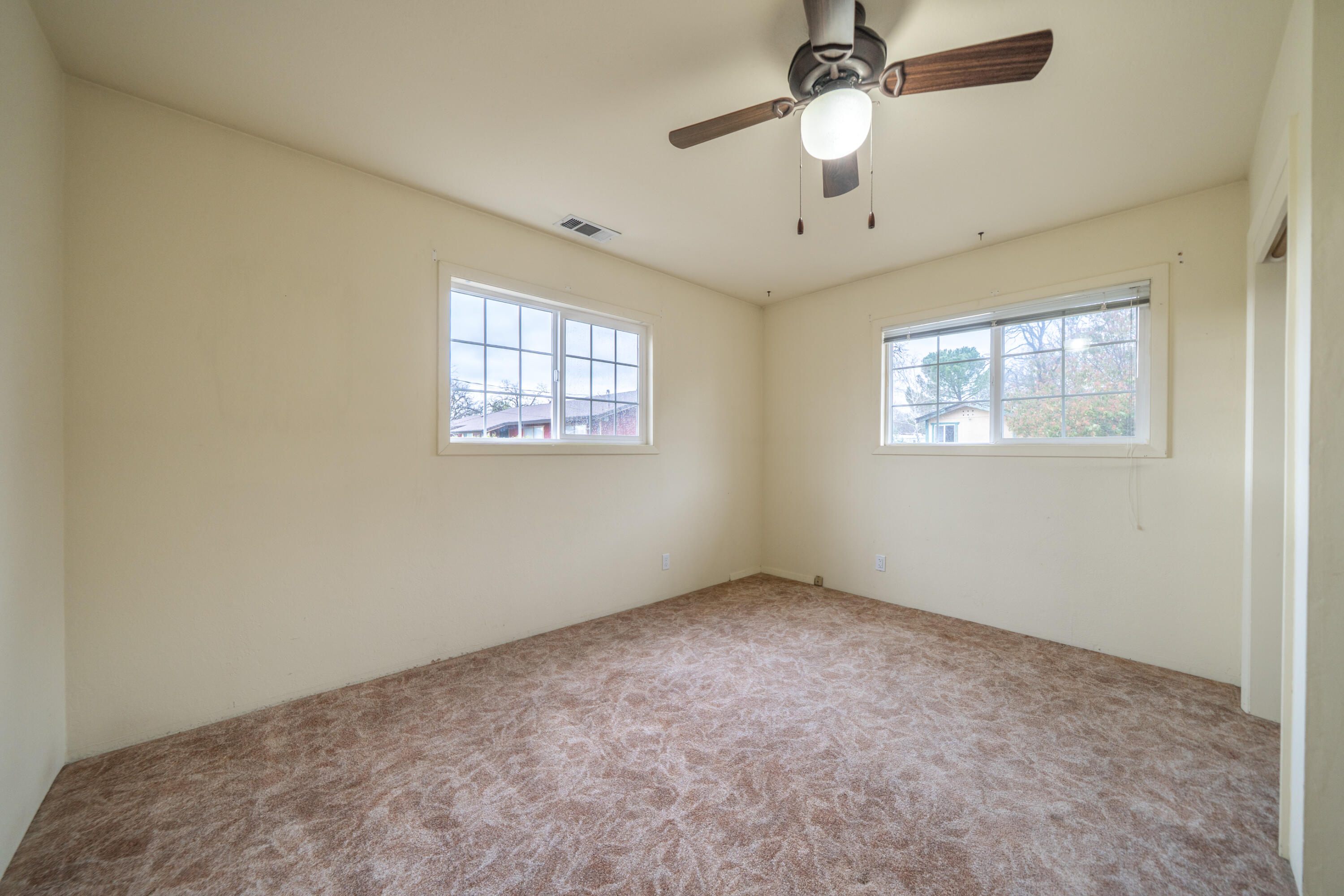 3586 East Keswick Dam Road Redding, CA 96003 - Photo 16 of 29 Bedroom 2