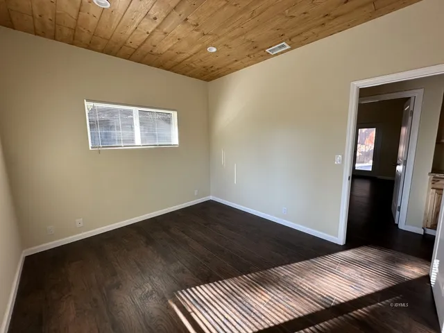 $399,000 | 52810 Sugar Pine Drive, Idyllwild, CA 92549