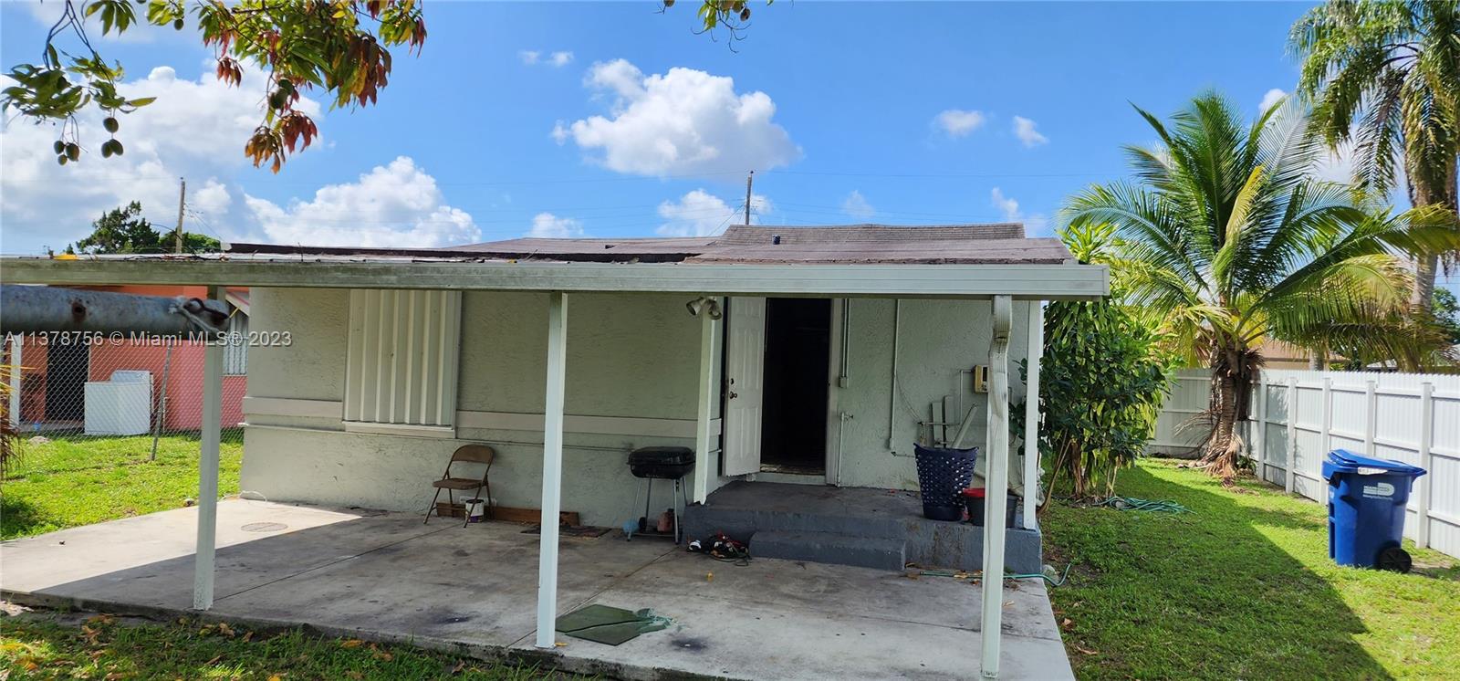 Gladeview Miami, FL 33147 - Photo 2 of 7 a front view of a house with a porch