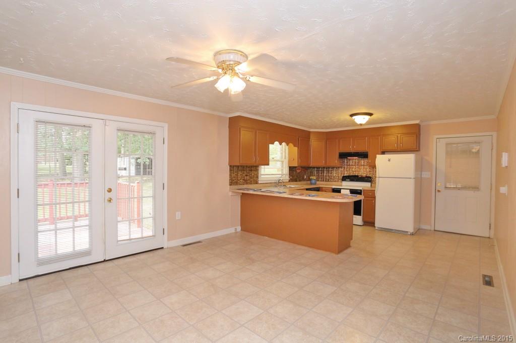 3691 Camp Julia Road Kannapolis, NC 28083 - Photo 10 of 20
