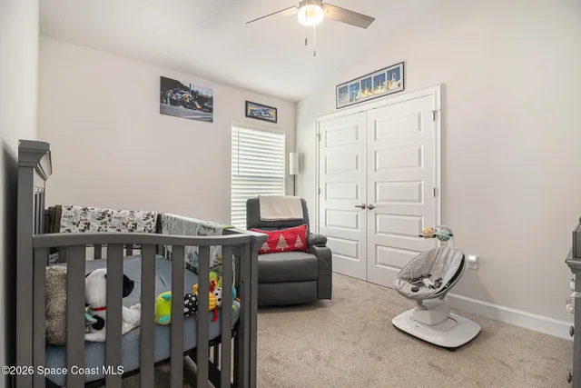 a view of livingroom with furniture