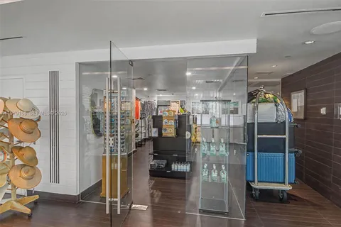 $595,000 | Sunny Isles Beach, Sunny Isles Beach, FL 33160