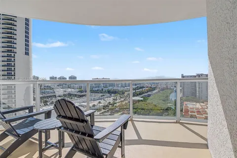 $595,000 | Sunny Isles Beach, Sunny Isles Beach, FL 33160