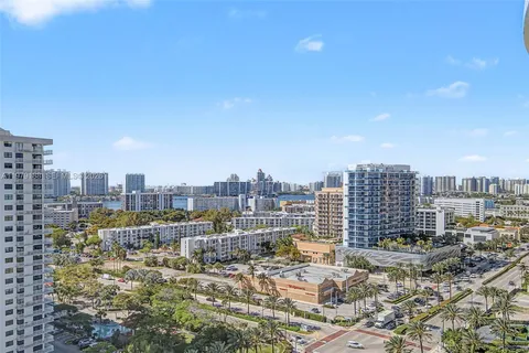 $595,000 | Sunny Isles Beach, Sunny Isles Beach, FL 33160