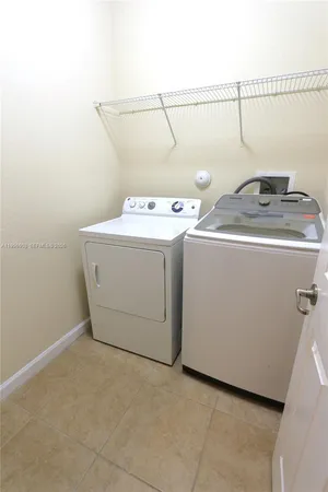 $2,850 | 9540 Southwest 169th Place, Unit 9540, Miami, FL 33196