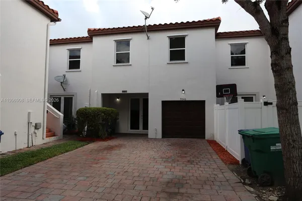 $2,850 | 9540 Southwest 169th Place, Unit 9540, Miami, FL 33196