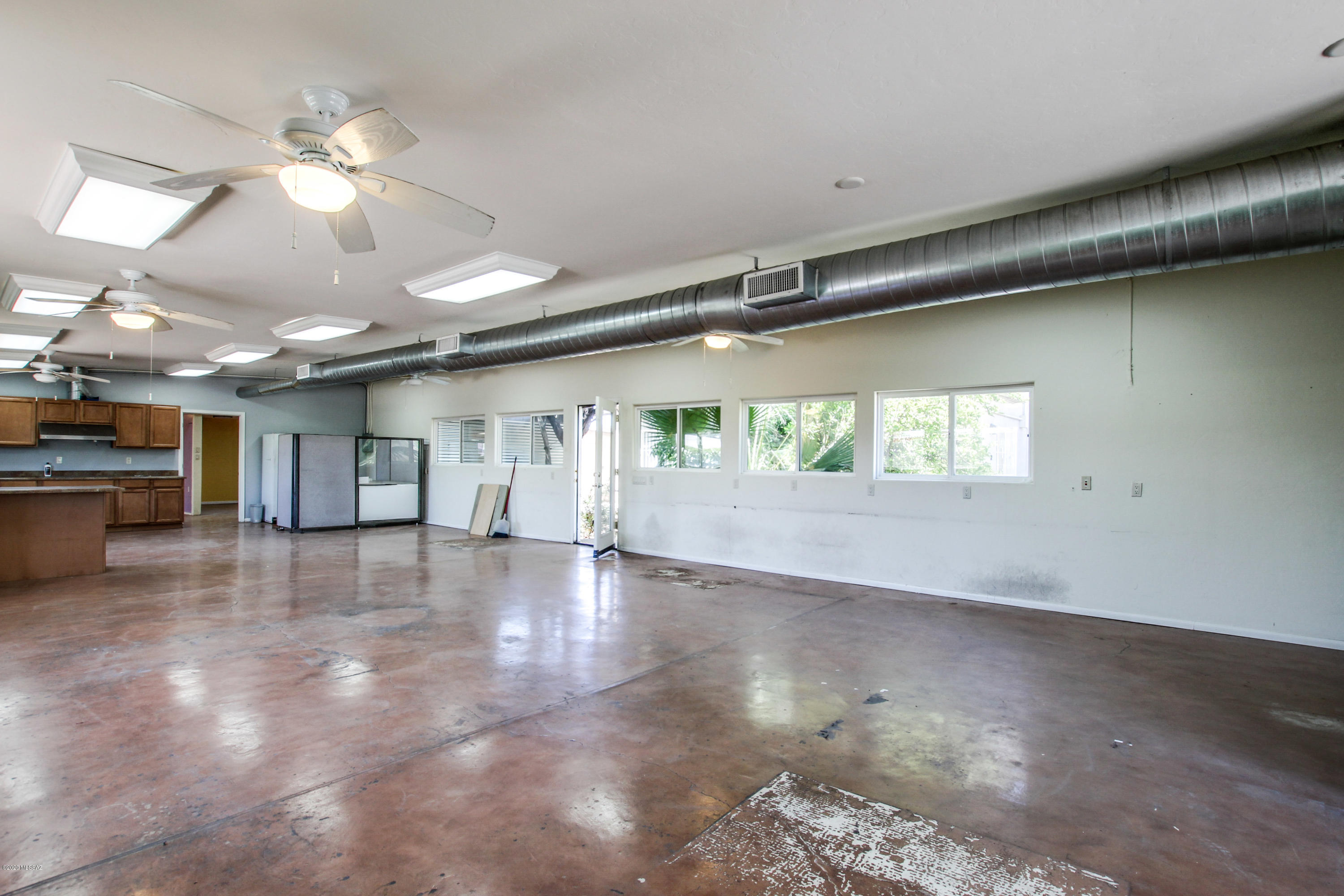 410 East Fort Lowell Road Tucson, AZ 85705 - Photo 8 of 14