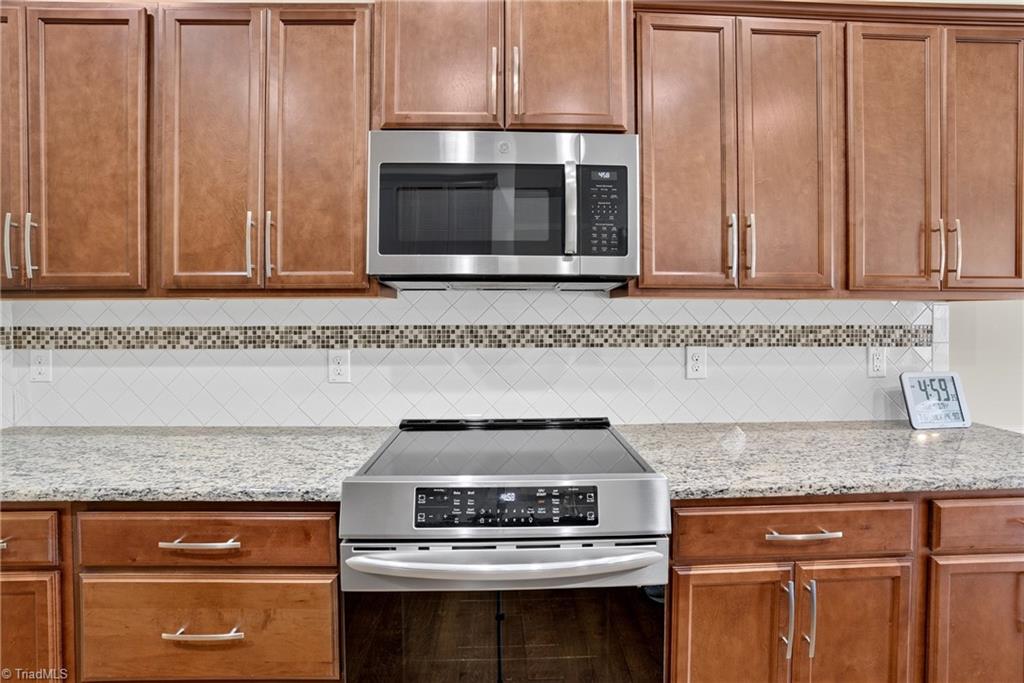143 Windmill Trail High Point, NC 27265 - Photo 6 of 39