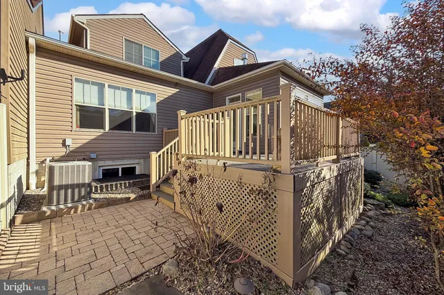 $950,000 | 3017 Mill Island Parkway, Frederick, MD 21701