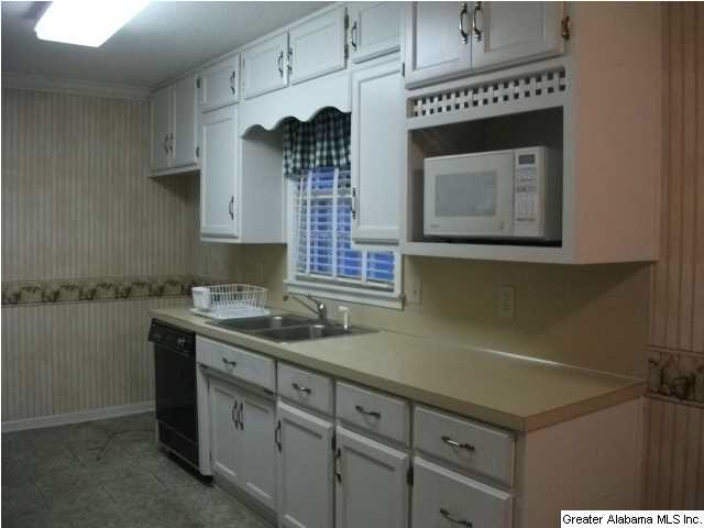 313 39th Avenue Northeast Birmingham, AL 35215 - Photo 4 of 23