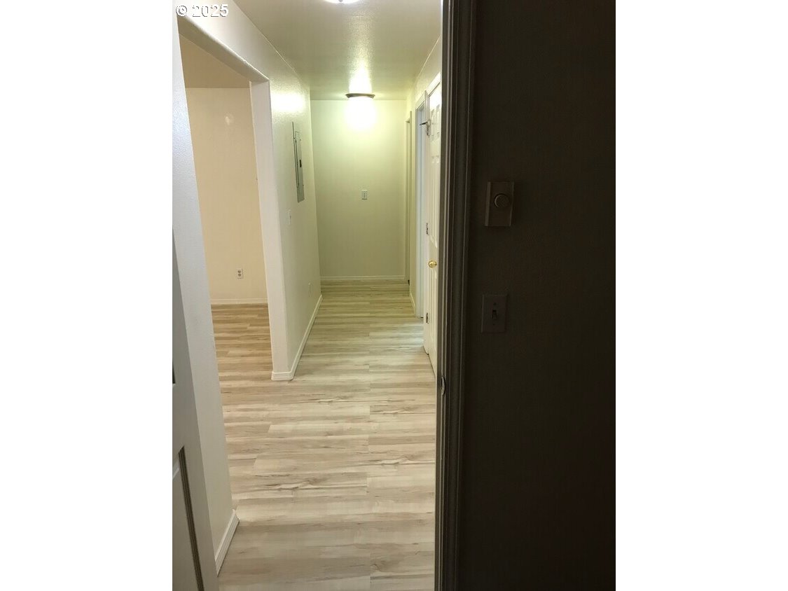 1905 17th Street Springfield, OR 97477 - Photo 11 of 19