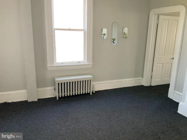 $1,600 | 433 Bentley Avenue, Beverly, NJ 08010