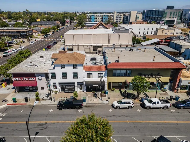 a picture of city view