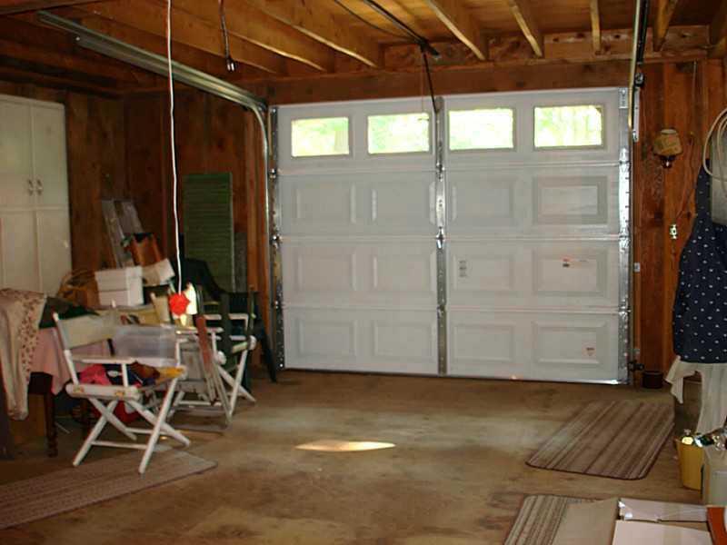620 Main Street Wayne, ME 04284 - Photo 30 of 35 Garage.