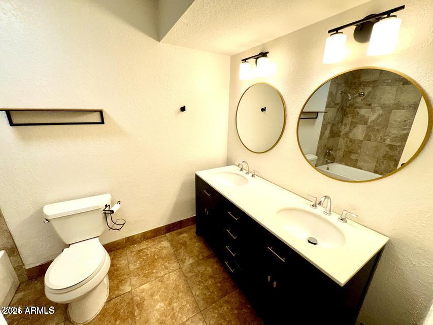 3635 East Bloomfield Road Phoenix, AZ 85032 - Photo 3 of 21