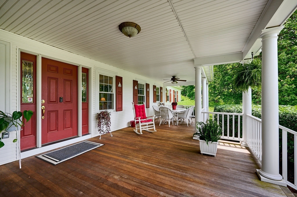 120 Hockanum Road Hadley, MA 01035 - Photo 3 of 40
