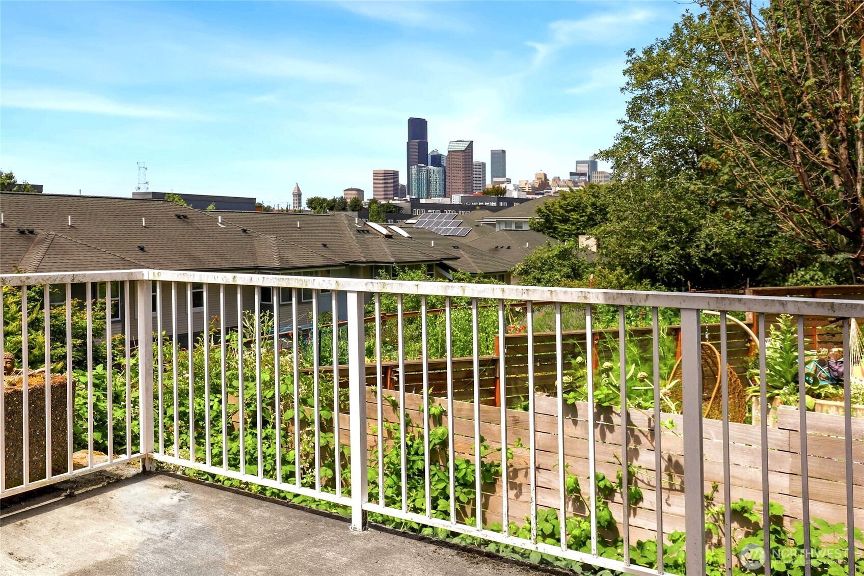 823 Davis Place South, Unit 104 Seattle, WA 98144 - Photo 20 of 23