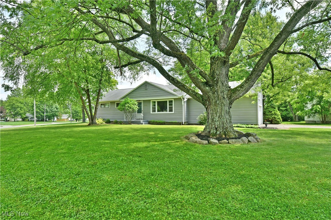 2803 Brunswick Road Youngstown, OH 44511 - Photo 3 of 46 Gallery Image 3