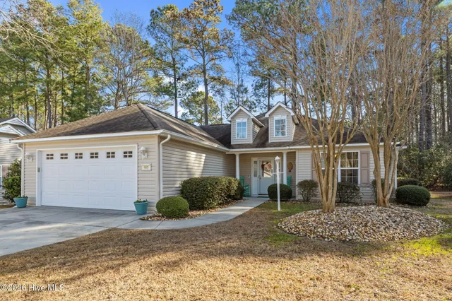 $320,000 | 905 Meadowbrook South, Swansboro, NC 28584