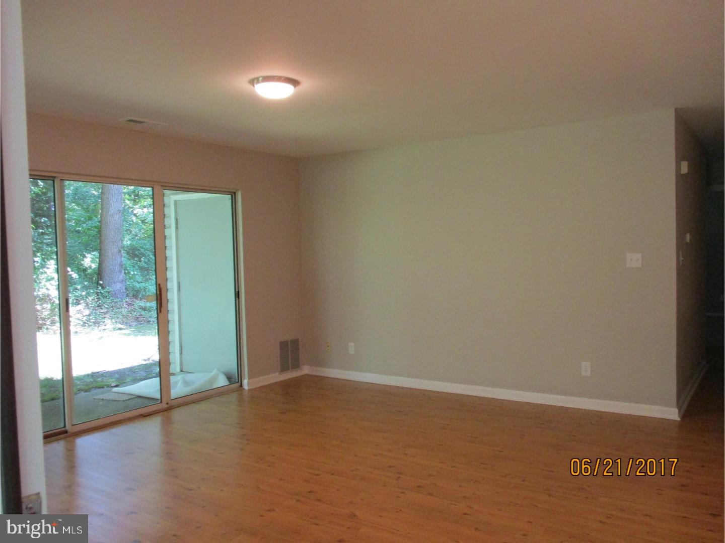 703 Quail Road Marlton, NJ 08053 - Photo 4 of 19 Living Room
