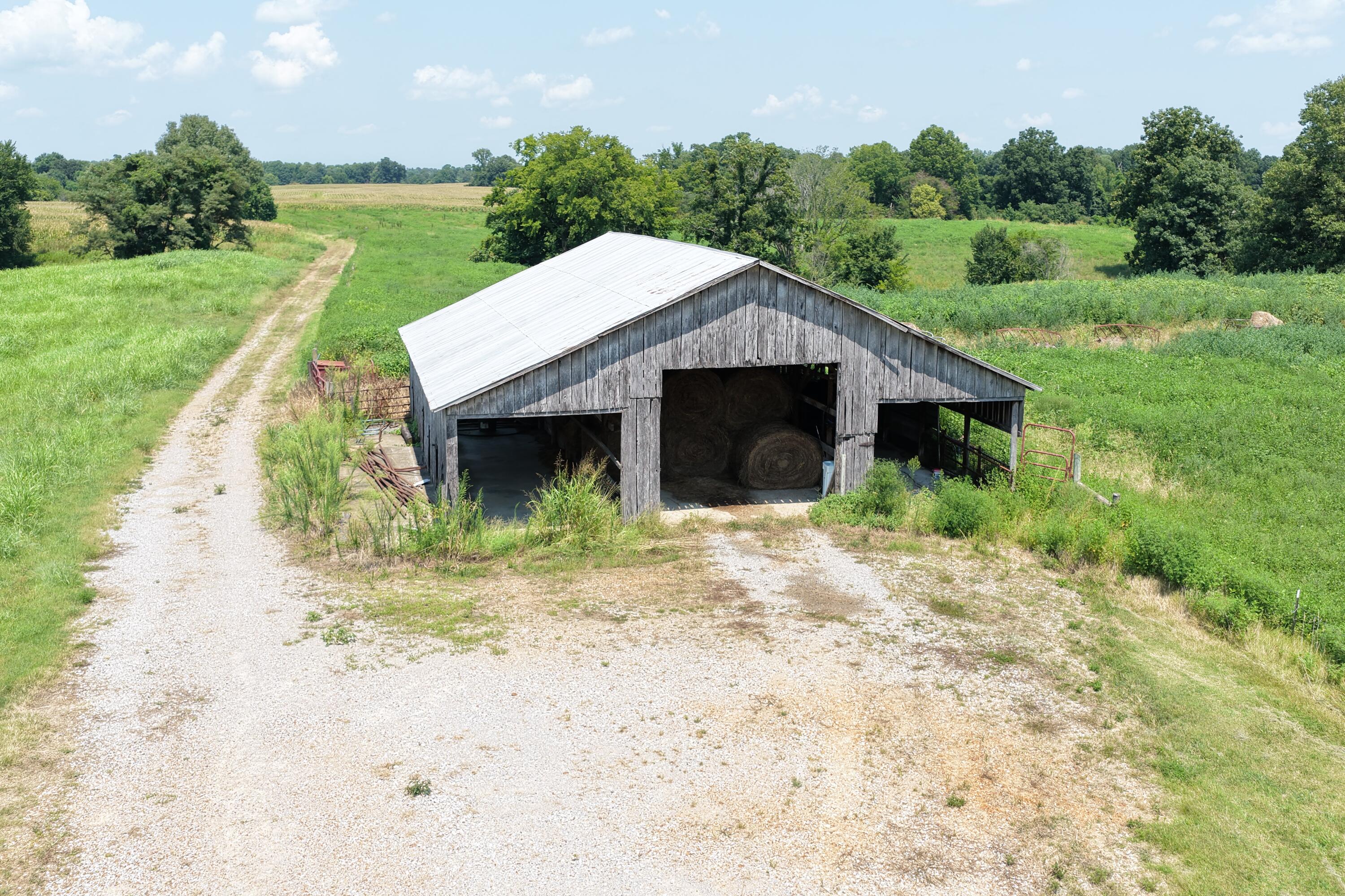 2142 Bethlehem Church Road Wickliffe, KY 42087 - Photo 17 of 27 dji_fly_20260811_161446_0164_17864756680