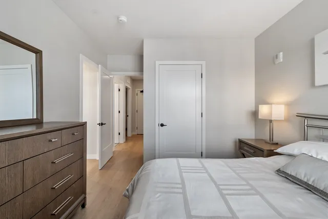 $845,000 | 18 Artisan Drive, Unit 401, Salem, NH 03079