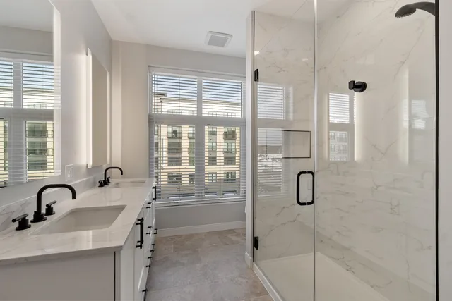 $845,000 | 18 Artisan Drive, Unit 401, Salem, NH 03079