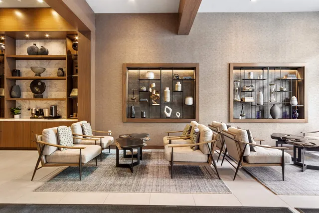 $845,000 | 18 Artisan Drive, Unit 401, Salem, NH 03079