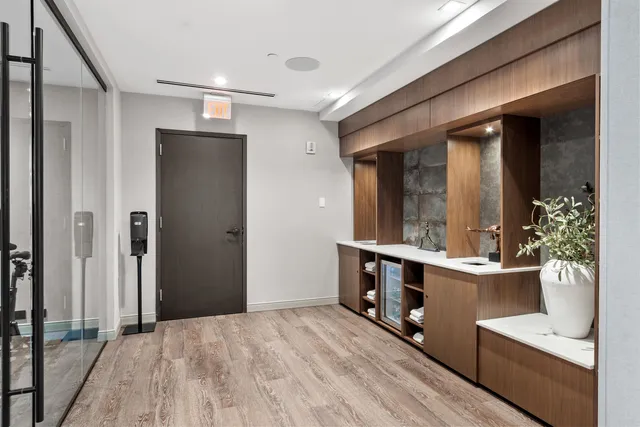 $845,000 | 18 Artisan Drive, Unit 401, Salem, NH 03079