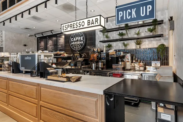 $845,000 | 18 Artisan Drive, Unit 401, Salem, NH 03079