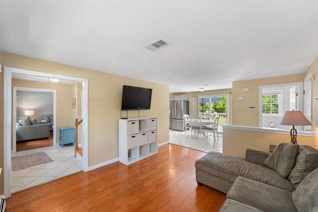 27 Bird Road Mansfield, MA 02048 - Photo 18 of 40 Gallery Image 18