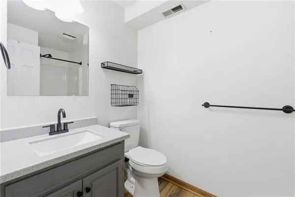 $475,000 | 3910 Carter Drive, Smithville, MO 64089