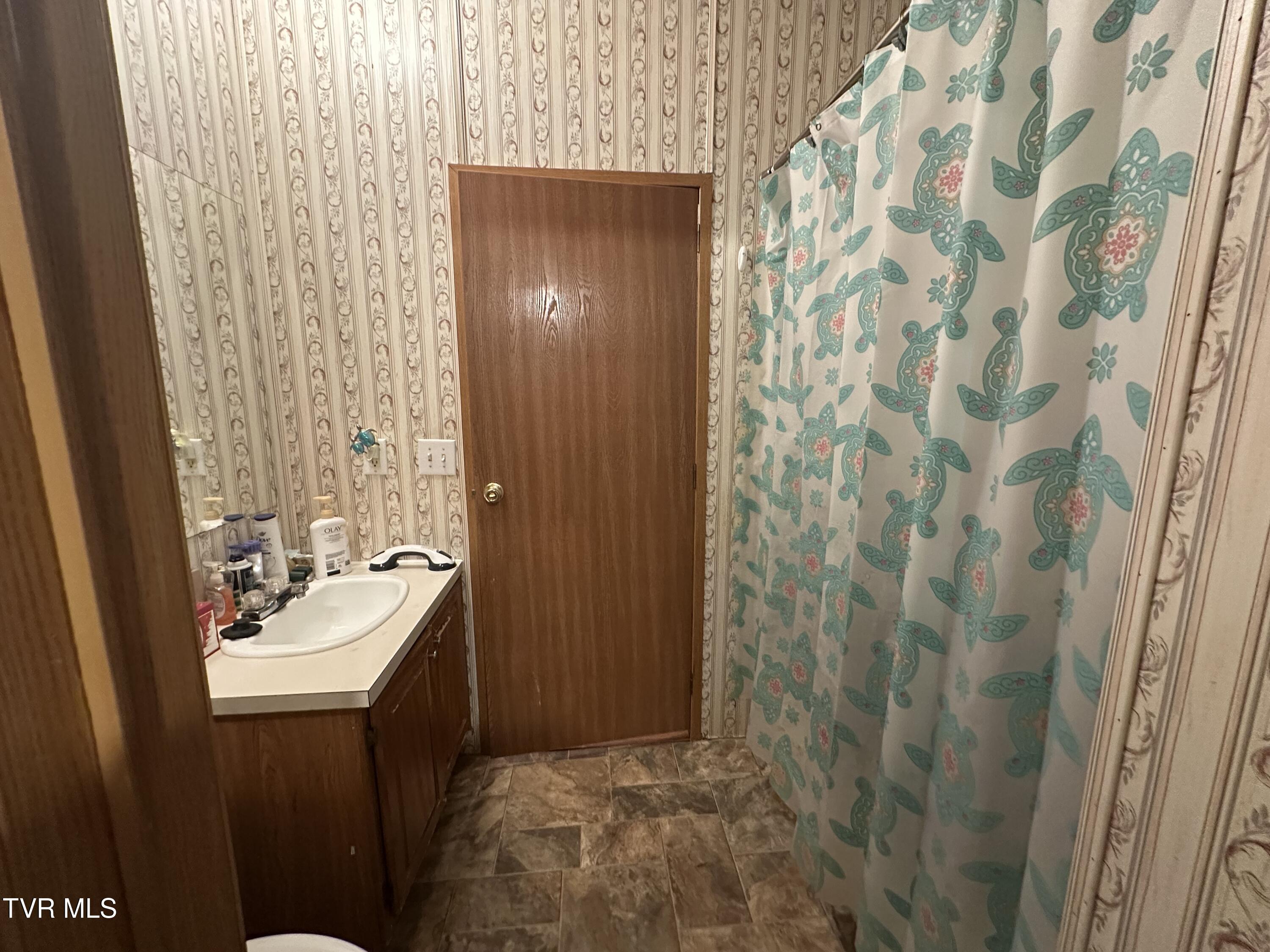 3922 Tate Springs Road Big Stone Gap, VA 24219 - Photo 15 of 25 IMG_4434