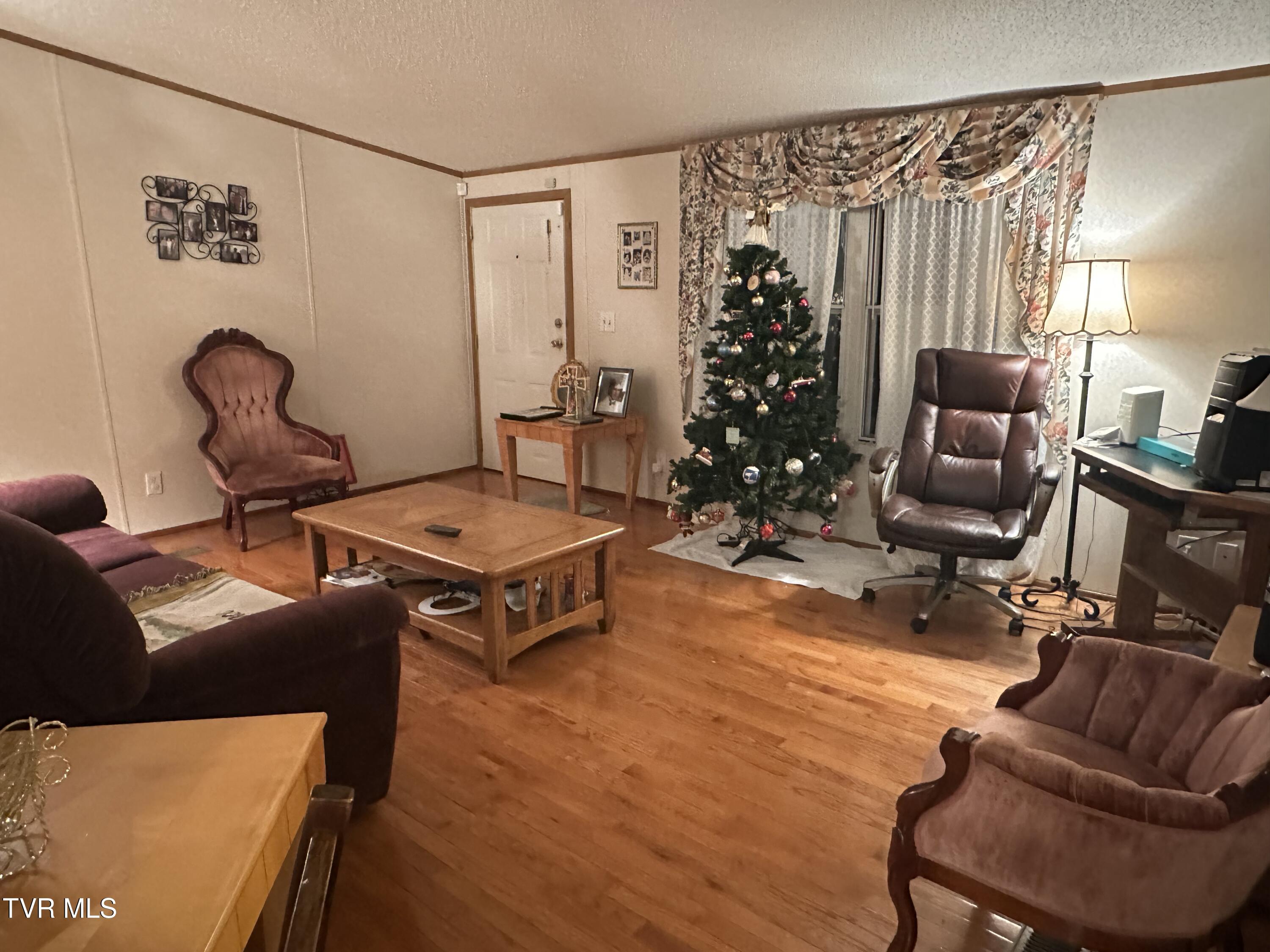 3922 Tate Springs Road Big Stone Gap, VA 24219 - Photo 10 of 25 IMG_4427