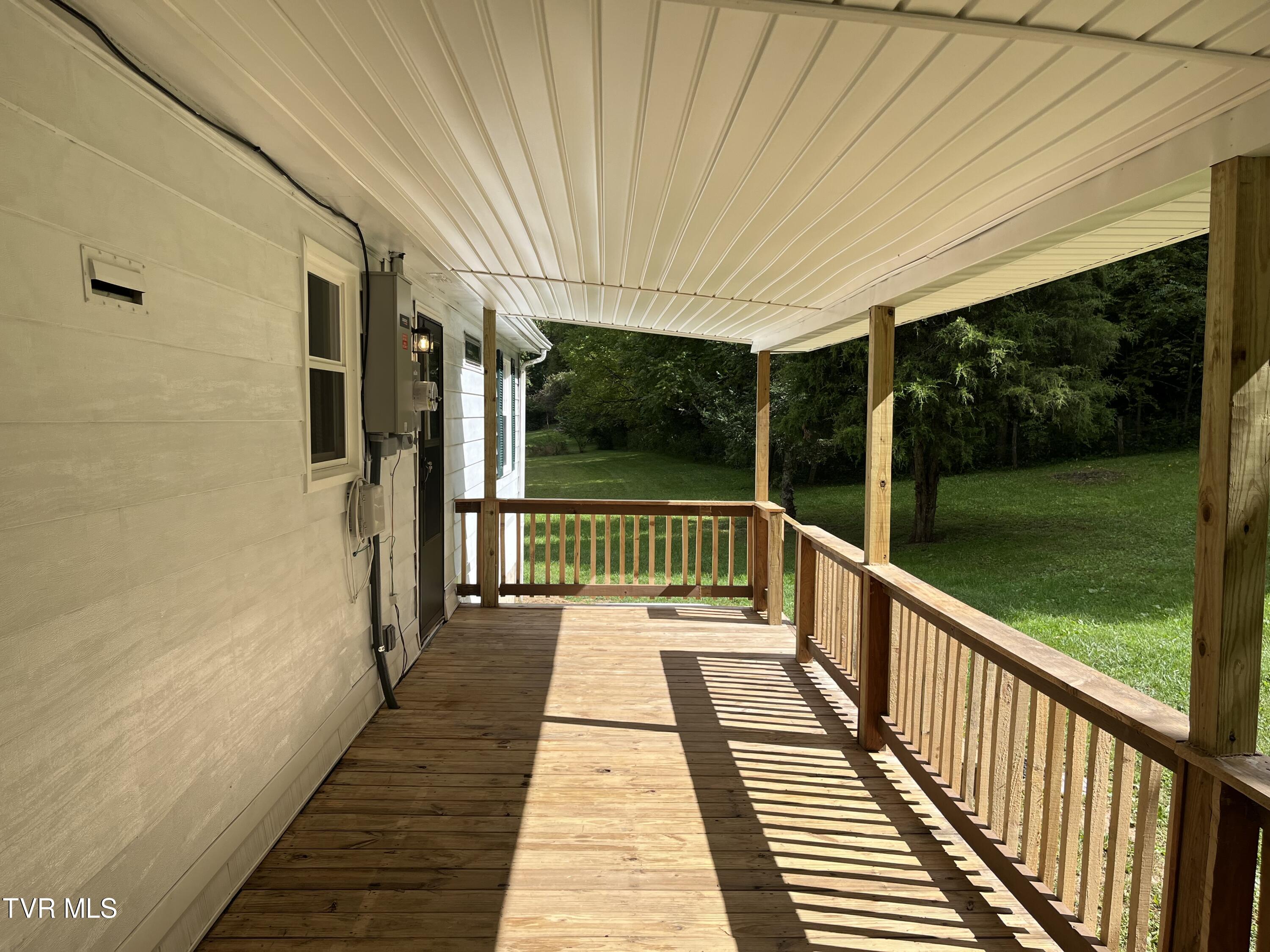 423 Dugger Holow Road Butler, TN 37640 - Photo 9 of 41 d11