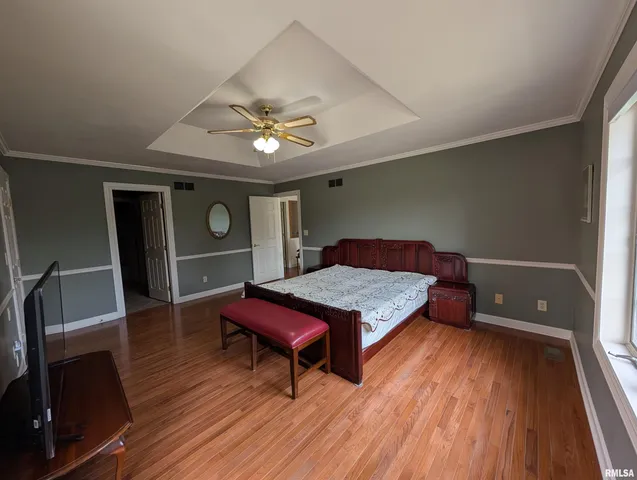 $494,000 | 1315 West Wexford Place, Peoria, IL 61615