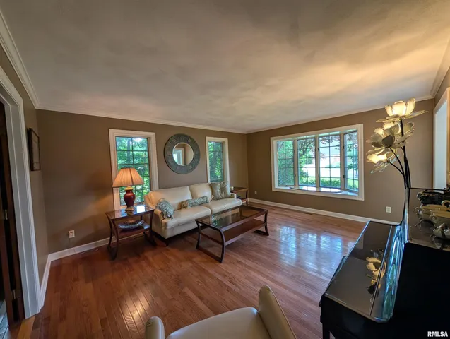 $494,000 | 1315 West Wexford Place, Peoria, IL 61615