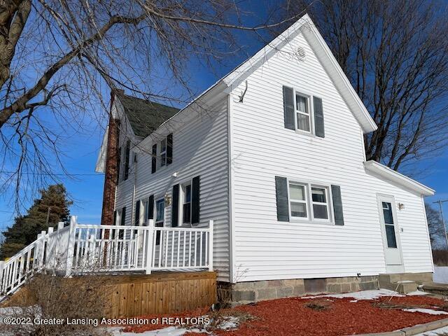 1311 West Kinley Road St. Johns, MI 48879 - Photo 2 of 17 IMG_9946