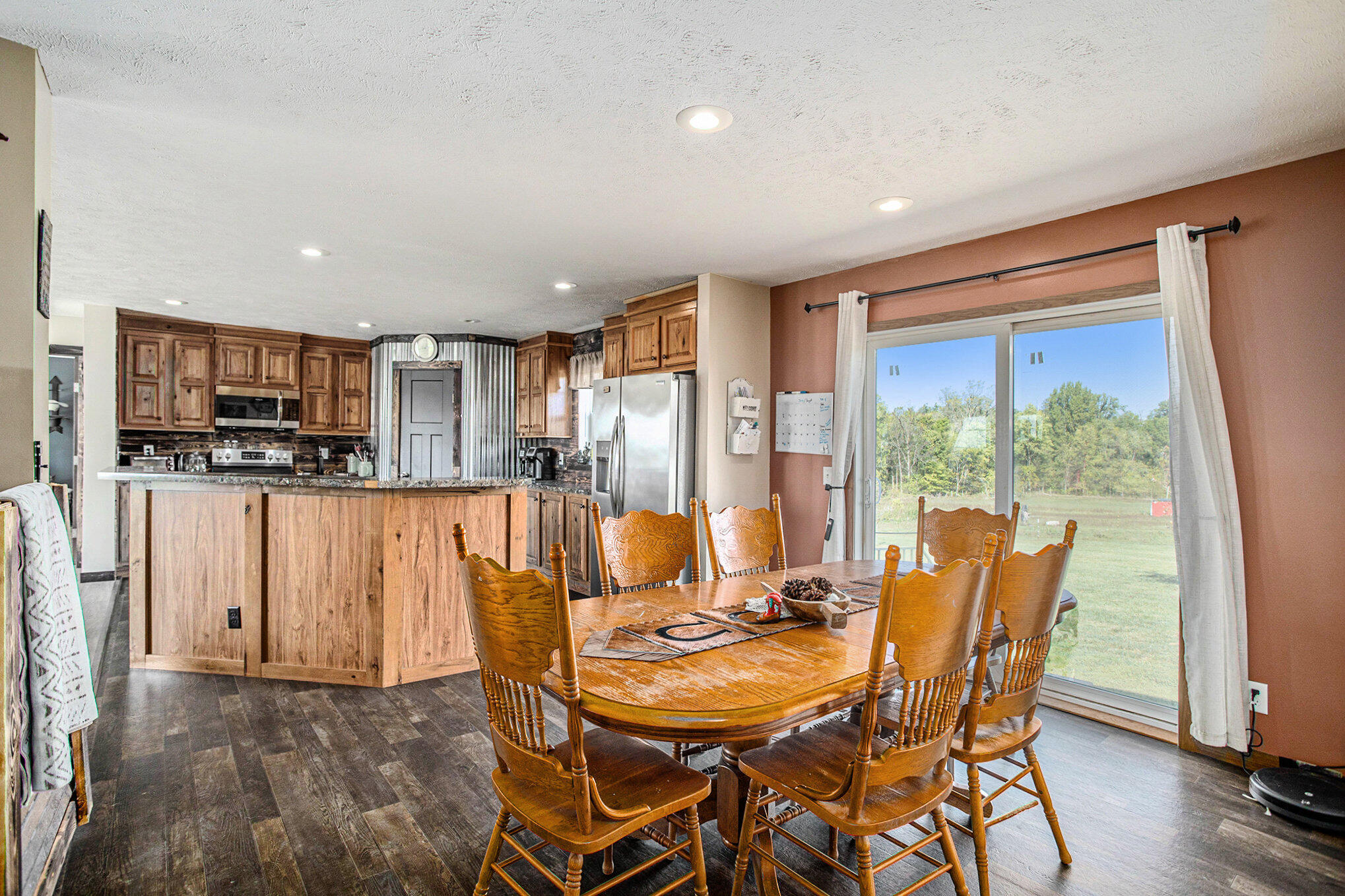 208 Booth Road Bronson, MI 49028 - Photo 6 of 28 006_208_booth_rd_bronson_mi_49028_20_of_
