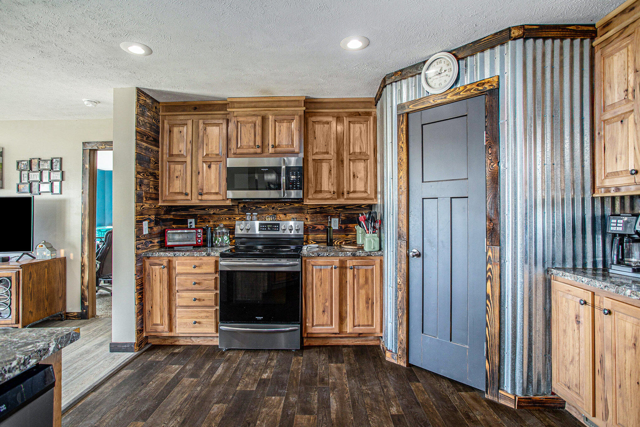 208 Booth Road Bronson, MI 49028 - Photo 9 of 28 009_208_booth_rd_bronson_mi_49028_24_of_