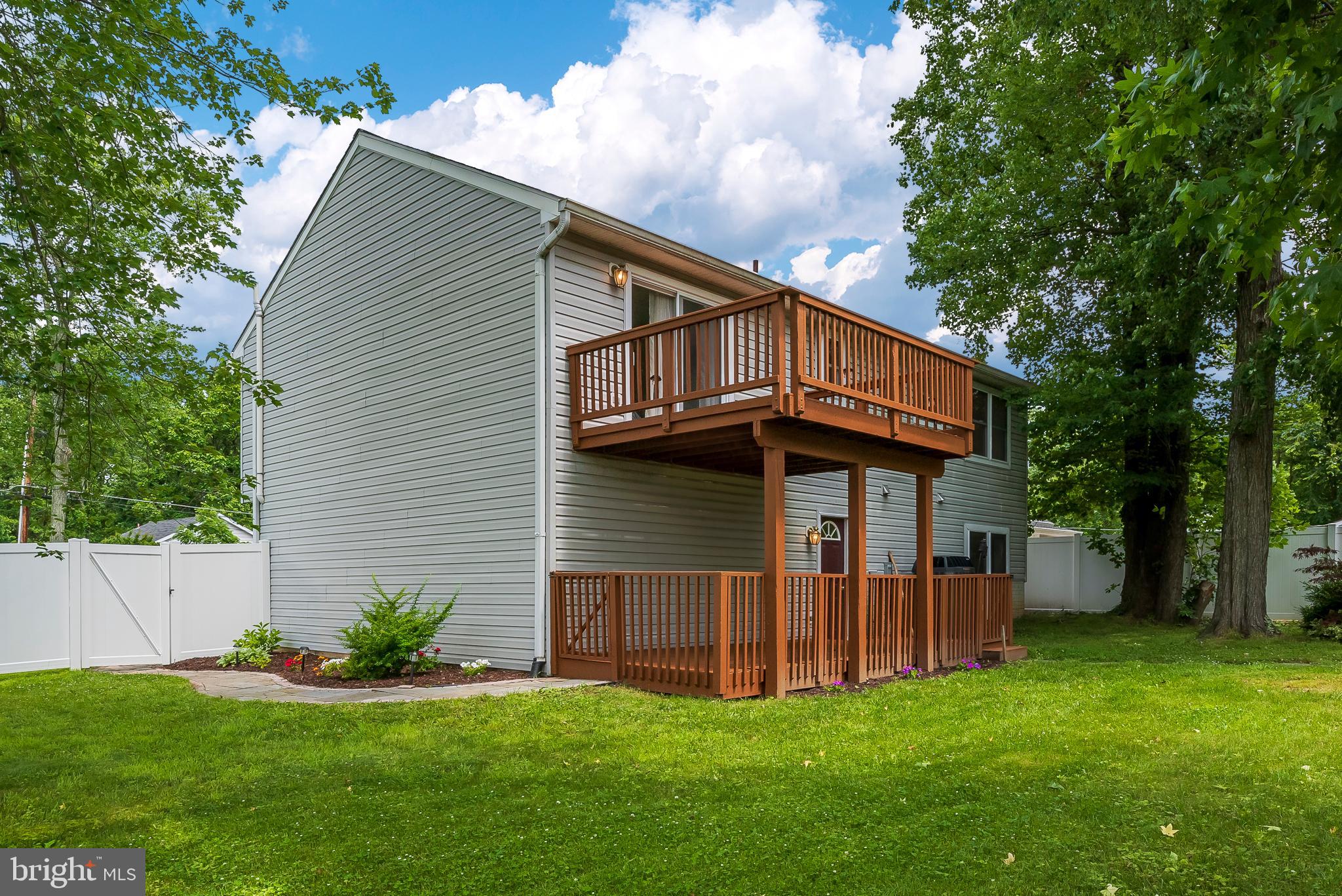 8611 Pine Tree Road Jessup, MD 20794 - Photo 27 of 30 Exterior Back